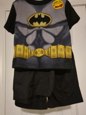 Batman Kids Black and Yellow Costume Tee and Pajama Shorts Set